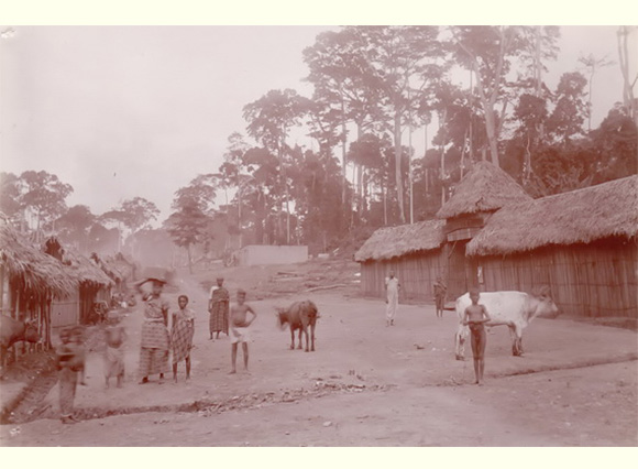 Market, Obuassi village, May 1901